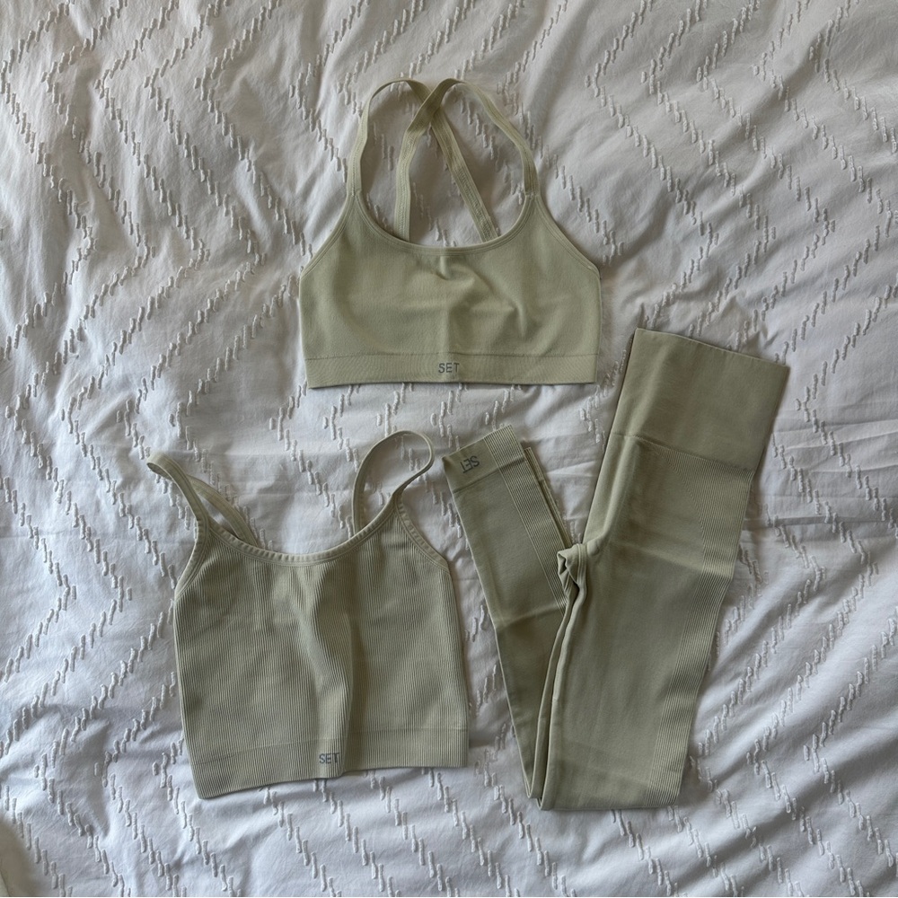 SET Active 3-Piece Set